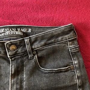 HIGH WAISTED AE SHORTS